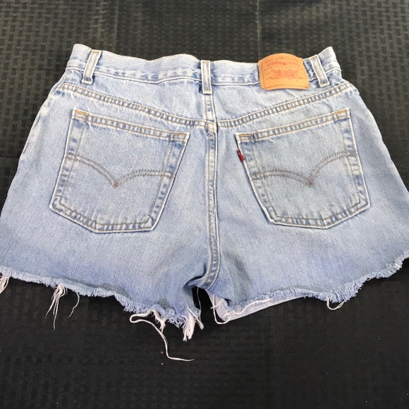 Vintage Levi’s Distressed Cut-Off Jean Shorts - Picture 2 of 5